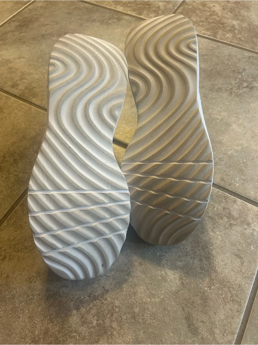 Skechers lightweight slip